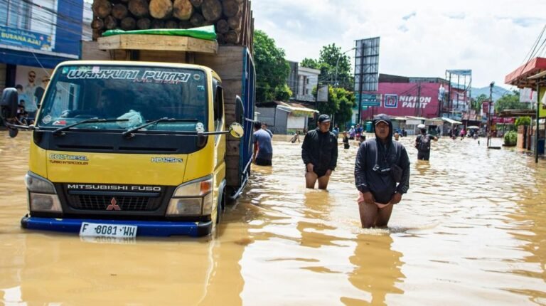 banjir-di-kabupaten-bandung-1764929054911_169.jpeg