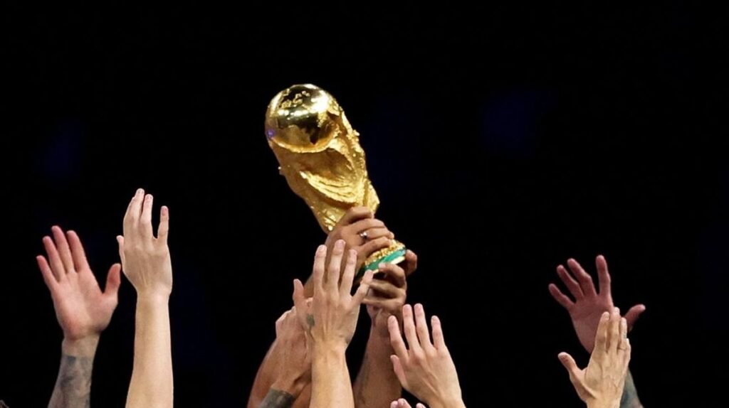 ilutrasi-trofi-piala-dunia-fifa_169.jpeg