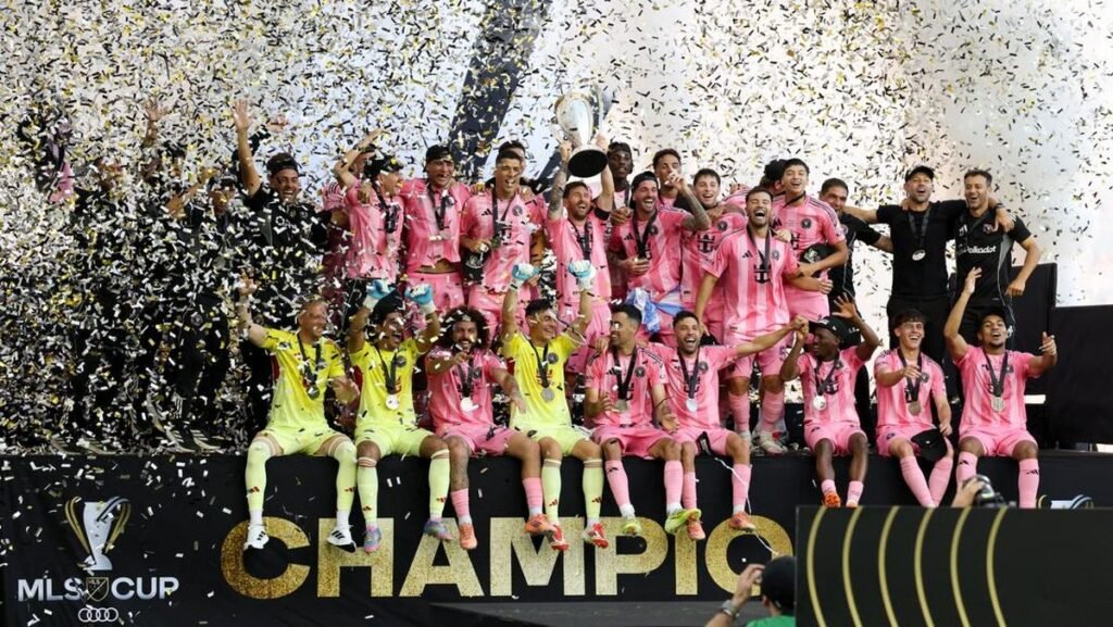 inter-miami-juara-mls-cup-1765070295985_169.jpeg