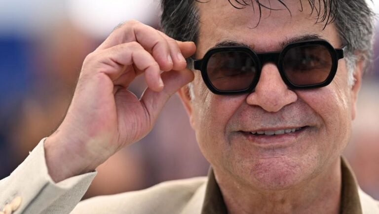jafar-panahi-1764900530854_169.jpeg