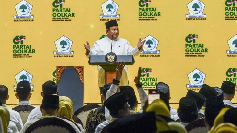 presiden-prabowo-hadiri-puncak-hut-ke-61-partai-golkar-1764991077399_169.jpeg