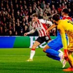 psv-atletico-madrid-champions-league-2025-20626-guus-til-laat-keeper-oblak-kansloos-op-zijn-inzet-1.jpeg