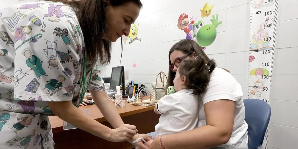 vacunas-gripe-cordoba-kdCG-1024x512@diario_abc.jpg