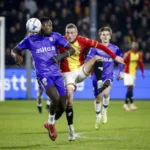 2026-01-14-20-42-23-deventer-l-r-lequincio-zeefuik-of-heracles-almelo-en-joris-kramer-of-go-ahead-ea.webp