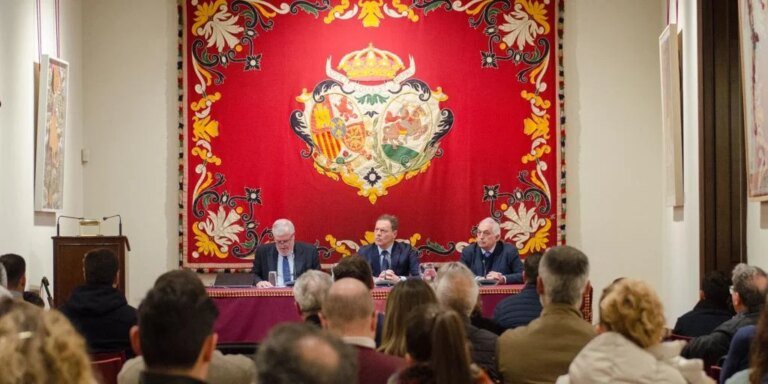 220Aula20Taurina-U106856734139uC-1024x512@diario_abc.jpg