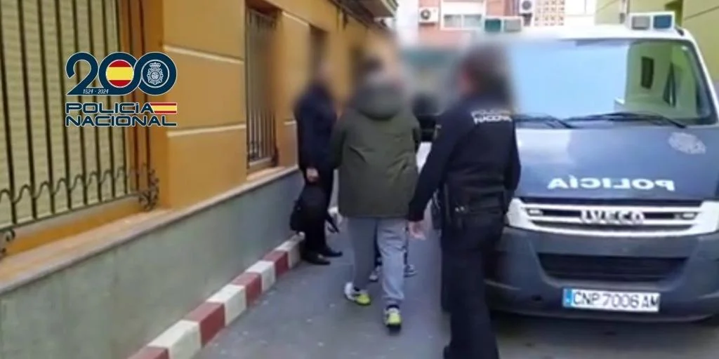 EuropaPress_7203030_momento_detencion_presunto_autor_disparo_hombre_barrio_cartagenero_san-kXVF-102.webp