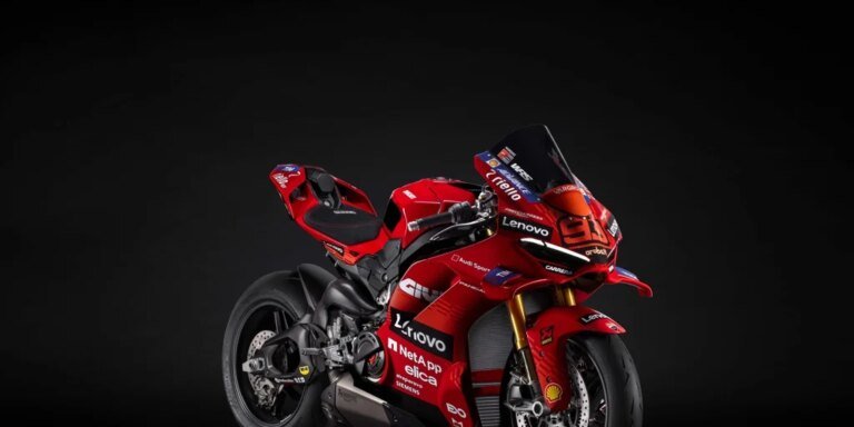MY26_PANIGALE_V4S_MM_2025_WCR_STUDIO_6-U02436867087DeT-1024x512@diario_abc.jpg