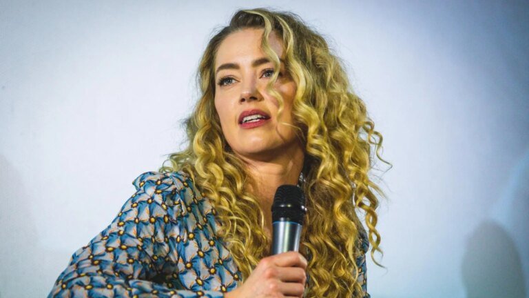 amber-heard.r_d.998-581.jpeg
