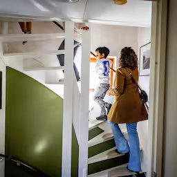 jongeren-kopen-vaker-een-huis-ook-als-ze-daarvoor-de-stad-uit-moeten.jpg