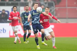 alkmaar-08-02-2025-afas-stadium-season-2025-2026-dutch-eredivisie-football-match-between-az-and-ajax.webp