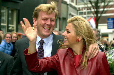 benelux-press-lex-van-lieshout-willem-alexander-en-maxima-in-den-haag-31-oktober-2001.webp