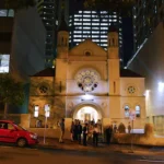 brisbane-australia-september-24-2014-jewish-people-outside-brisbane-synagogue-brisbane-synagogue-fou.webp