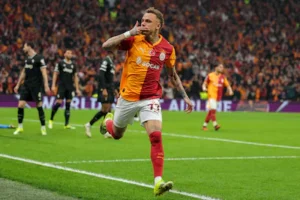 istanbul-turkey-february-17-noa-lang-of-galatasaray-sk-during-the-uefa-champions-league-2025-26-leag.webp
