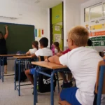 ninos-en-el-aula-en-su-primer-dia-de-clase-tras-la-vacaciones-de-verano-a-10-de-septiembre-de-2024-e.webp