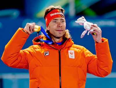 olympische-winterspelen-2026-milaan-cortina-jorrit-bergsma-wint-goud-op-de-massastart-en-geniet-van.webp