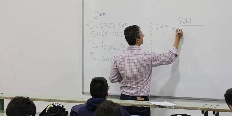 secundaria_clases-kOfF-1024x512@diario_abc.jpg