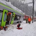 vijf-gewonden-nadat-trein-door-lawine-ontspoorde-in-zwitserland.jpg