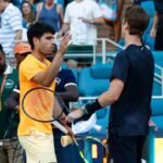 alcaraz-sneuvelt-in-derde-ronde-masters-toernooi-miami-door-verlies-tegen-korda.jpg