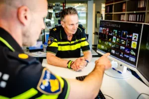 jg20260303-001-dordrecht-rob-den-besten-en-zijn-collega.webp