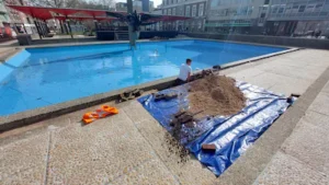 onderzoek-naar-de-lekkage-van-de-aku-fontein-op-het-gele-rijdersplein-in-arnhem.webp