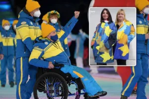 topshot-athletes-from-ukraine-take-part-in-the-opening-ceremony-of-the-beijing-2022-winter-paralympi.webp