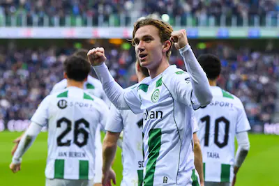 2026-03-22-18-24-26-groningen-tygo-land-of-fc-groningen-viert-zijn-goal-3-0-tijdens-de-nederlandse-e.webp