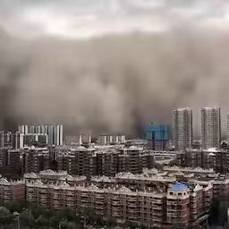 apocalyptische-beelden-van-zandstorm-in-china.jpg