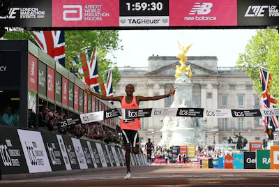 athletics-london-marathon-london-britain-april-26-2026-kenya-s-sabastian-sawe-crosses-the-finish-lin.webp