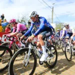 dutch-mathieu-van-der-poel-of-alpecin-premier-tech-pictured-in-action-on-the-oude-kwaremont-during-t.webp
