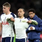 micky-van-de-ven-l-en-xavi-simons-moeten-met-spurs-vrezen-voor-degradatie.webp