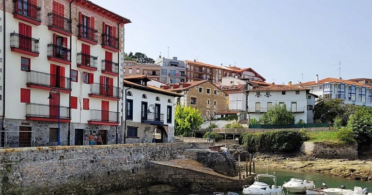 mundaka-13-kRrH-1200x630@diario_abc.jpg