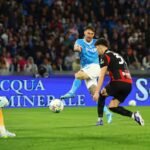 napoli-stijgt-naar-tweede-plek-in-serie-a-door-zege-op-concurrent-ac-milan.jpg