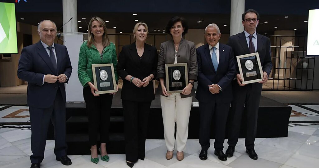 premios-francisco-asis-U46224676124MUC-1200x630@diario_abc.jpeg