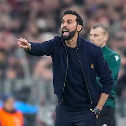 real-coach-arbeloa-woest-op-arbitrage-om-rood-alsof-ze-voetbal-niet-begrijpen.jpg