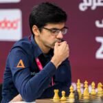 schaker-anish-giri-wint-twee-keer-op-rij-en-maakt-nog-kans-op-strijd-om-wereldtitel.jpg