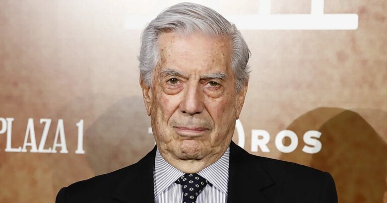 vargas-llosa-homenaje-U82878255437OQm-1200x630@diario_abc.jpg