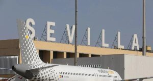 aeropuerto_sev-U01824316815SSU-1200x630@diario_abc.jpg