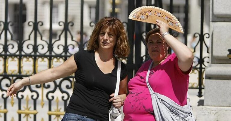 calor-madrid-abanico-kQMB-1200x630@diario_abc.jpg