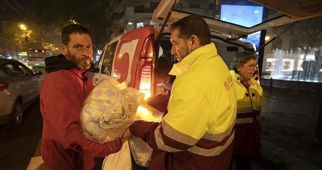 caritas-ayuda-calle-k9SB-1200x630@diario_abc.jpg