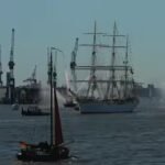 hamburg-viert-837e-verjaardag-van-haven-met-grootscheepse-optocht.jpg