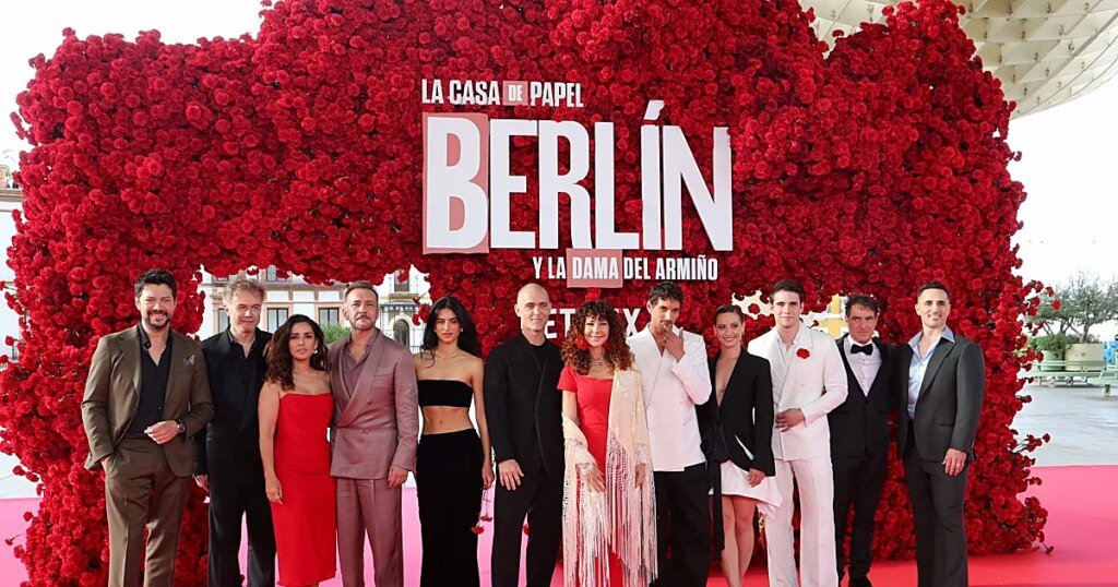 netflix-sevilla-presentacion-U50381418574krZ-1200x630@diario_abc.jpeg