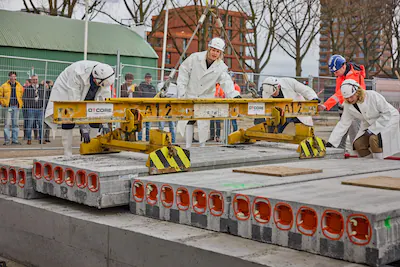 serie-afgekocht-adr-nederland-rotterdam-02-04-2026-feestelijk-moment-officiele-start-bouw-tweebosbuu.webp