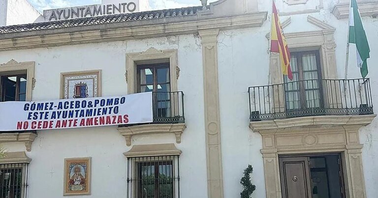 BurguillosAyuntamiento-U73260884372YYi-1200x630@diario_abc.jpg