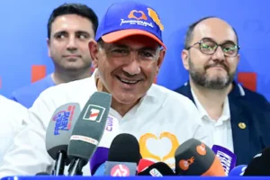 armenian-prime-minister-and-leader-of-the-civil-contract-party-nikol-pashinyan-holds-a-press-confere.webp