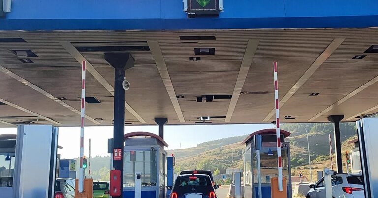 autopista-U43483837784nYb-1200x630@diario_abc.jpg