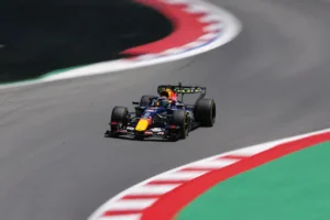 epa13032895-dutch-driver-max-verstappen-from-the-red-bull-team-in-action-during-the-first-free-train.webp