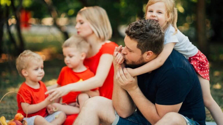 familia-numerosa.jpeg