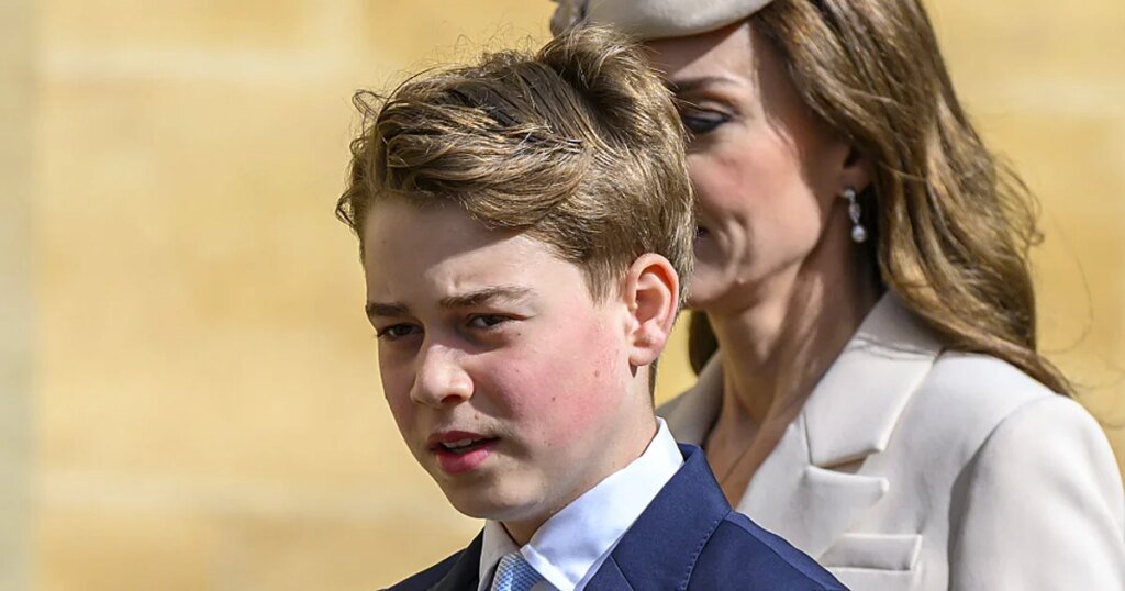 george-de-inglaterra-U55342405123zRU-1200x630@diario_abc.jpg