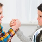 hermanos-supernanny-U52330120235pWR-1200x630@diario_abc.jpg