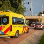 jongen-springt-van-europabrug-in-doetinchem-en-raakt-gewond.jpeg